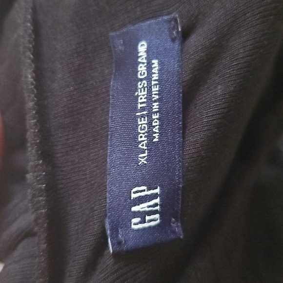 GAP Gray Long Sleeve Sweatshirt - Picture 3 of 3